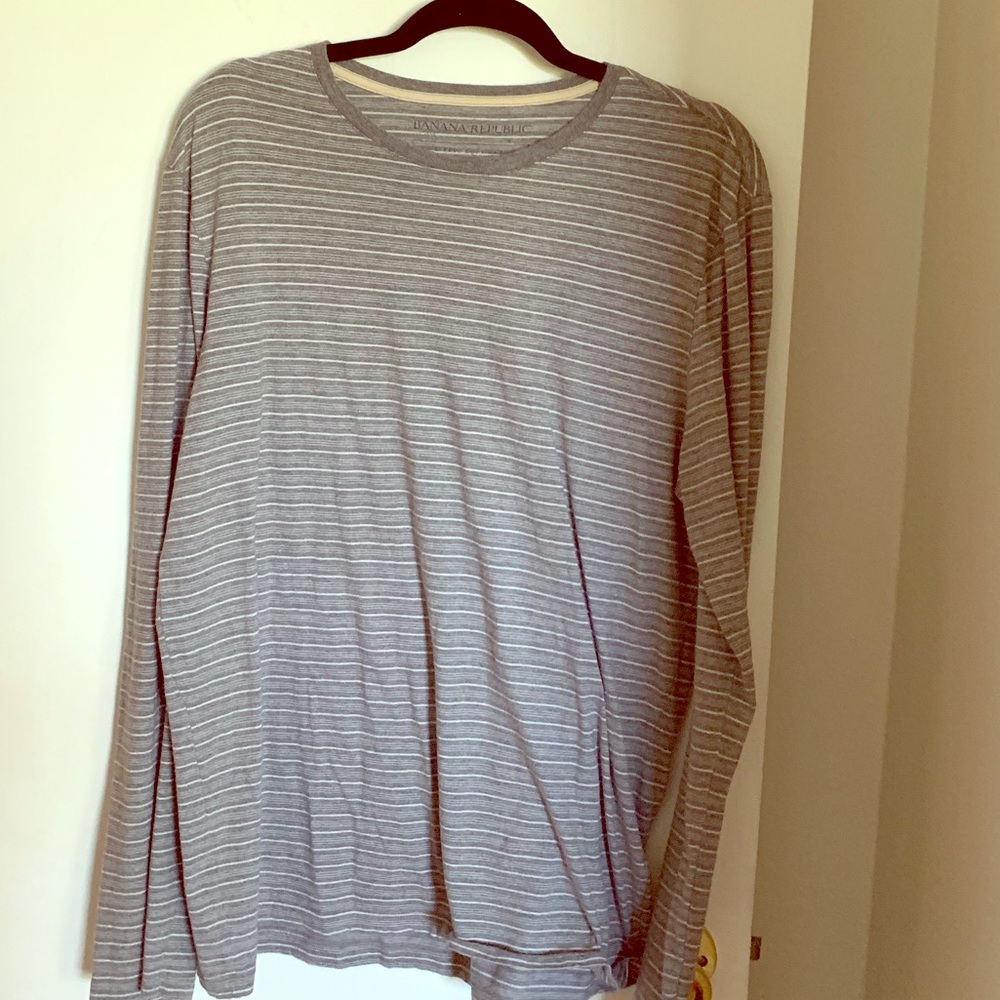 Long sleeve Banana Republic tee